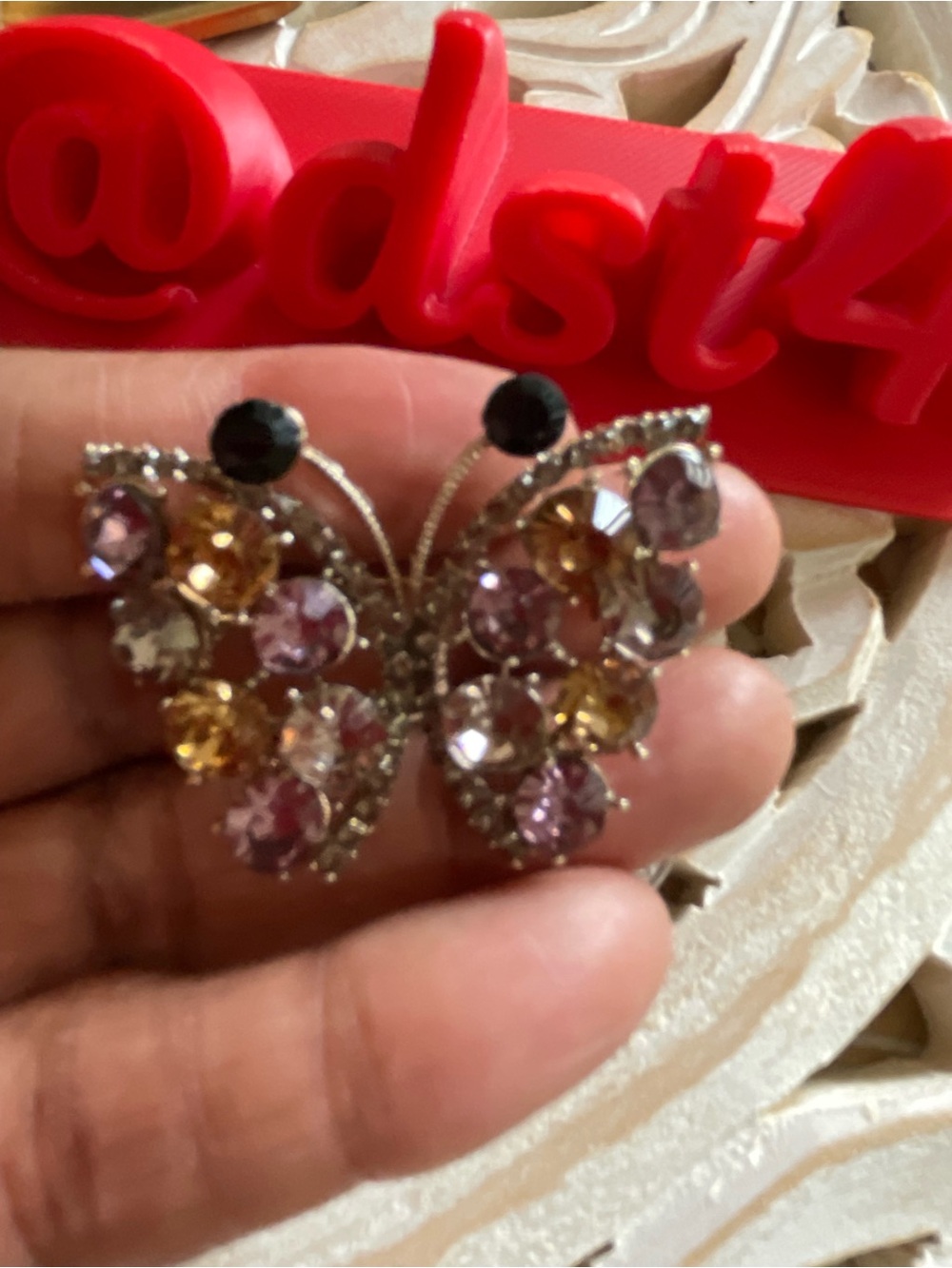 💥Crystal Butterfly Brooch in Purple, Gold, Black and Silver-Tone Accents - Picture 4 of 6
